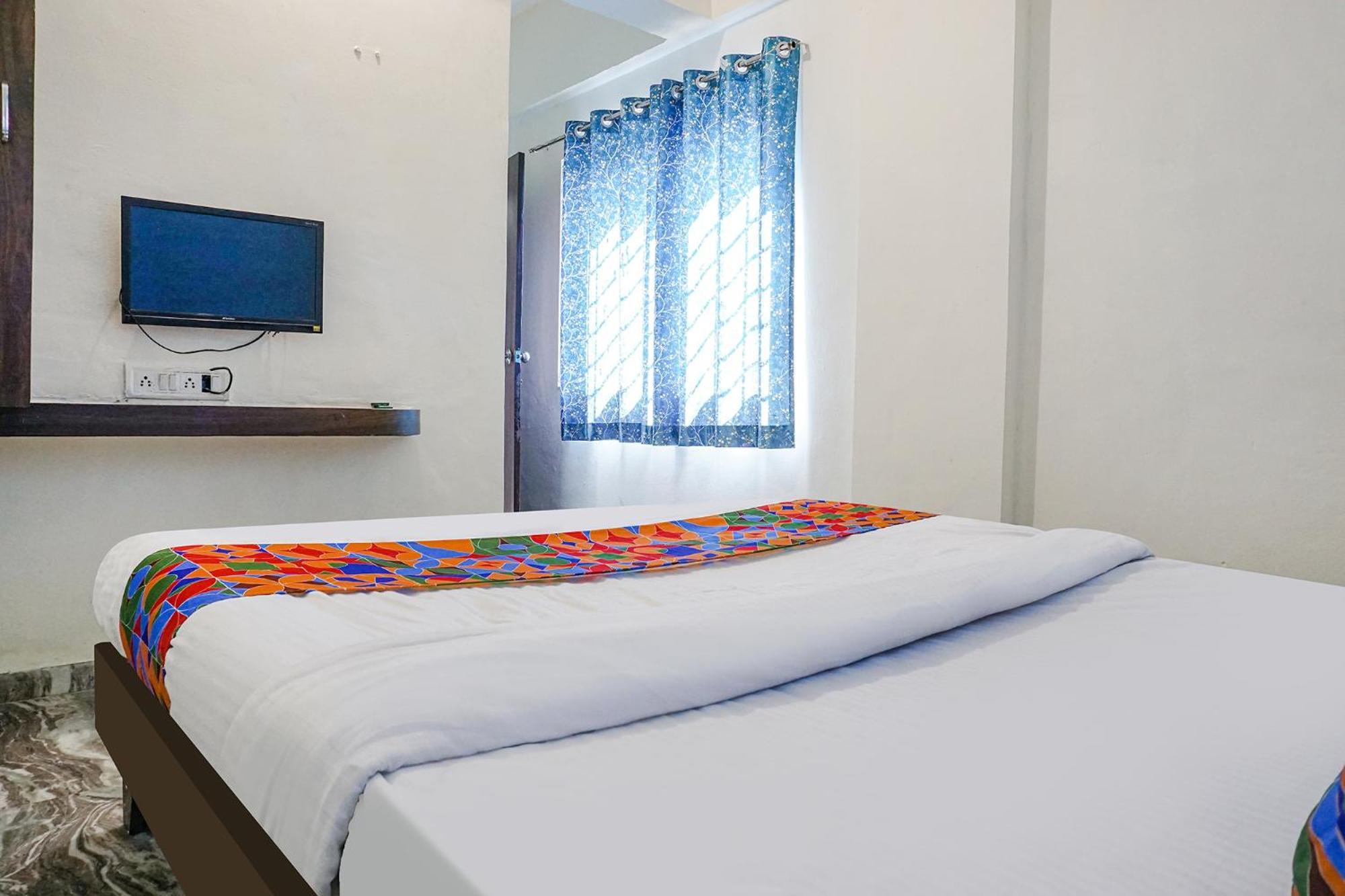 Fabhotel Gokul Lodge Gorhe Khurd Exterior foto